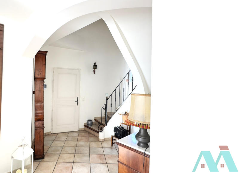 Maison - 185 m² - 5 pièces