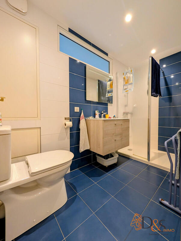 Appartement - 151 m² - 7 pièces