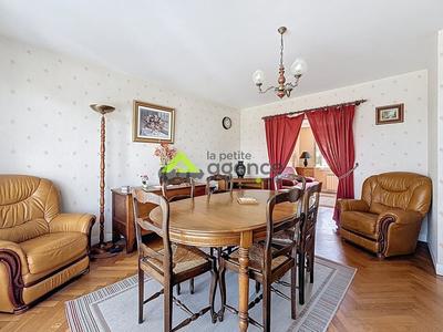 Maison de ville - 95 m² - 4 pièces