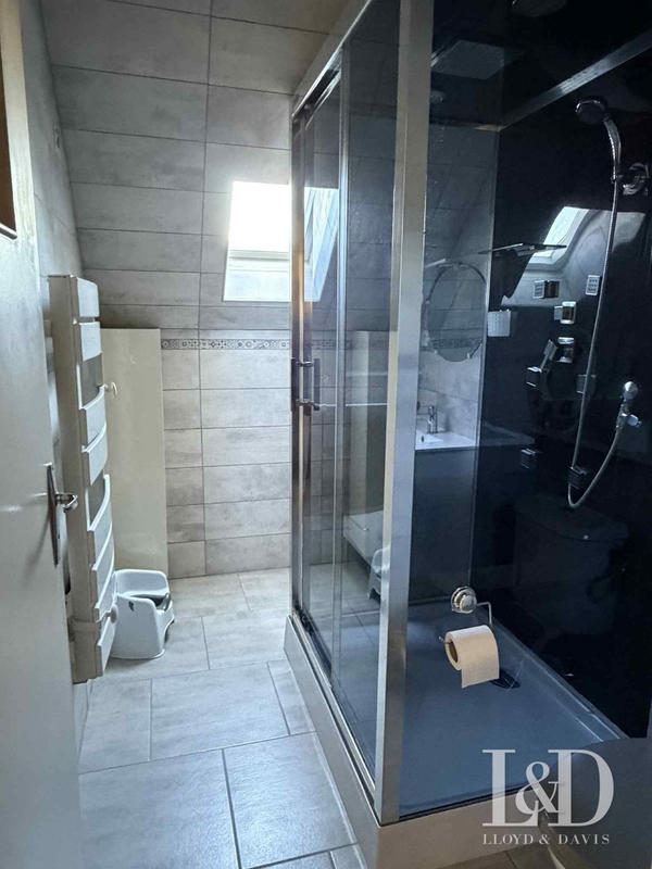 Maison - 91 m² - 5 pièces