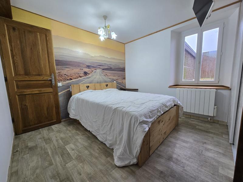 Maison ancienne - 188 m² - 8 pièces