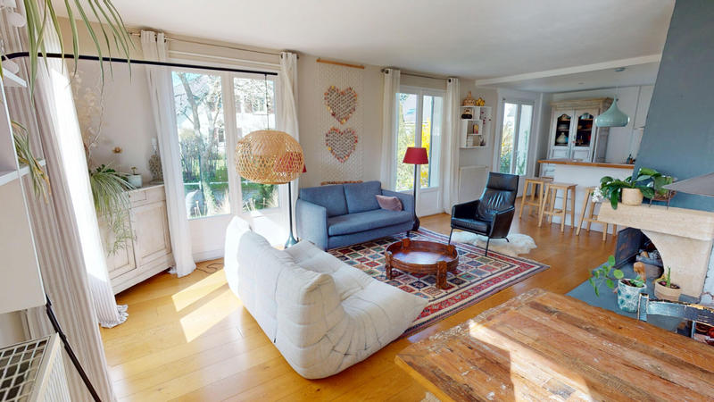 Maison - 173 m² - 8 pièces