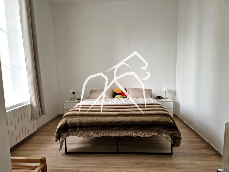 Appartement ancien - 74 m² - 4 pièces