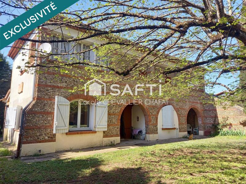 Maison - 137 m² - 7 pièces