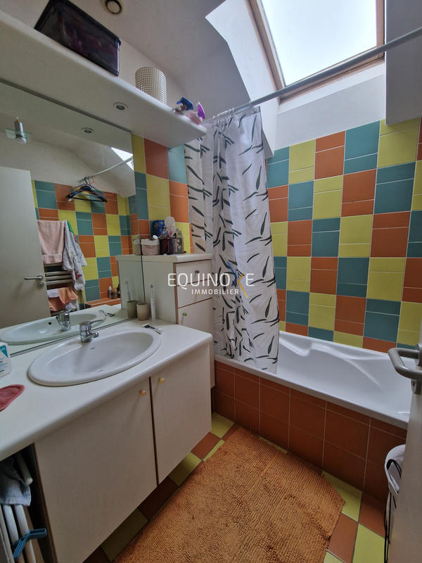 Maison - 166 m² - 6 pièces