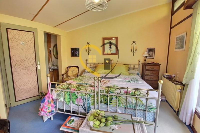 Propriété - 134 m² - 5 pièces