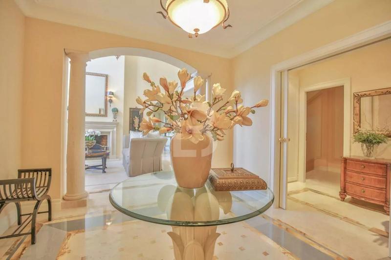 Villa - 460 m² - 9 pièces