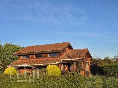 Maison de bois - 55 m² - 4 pièces