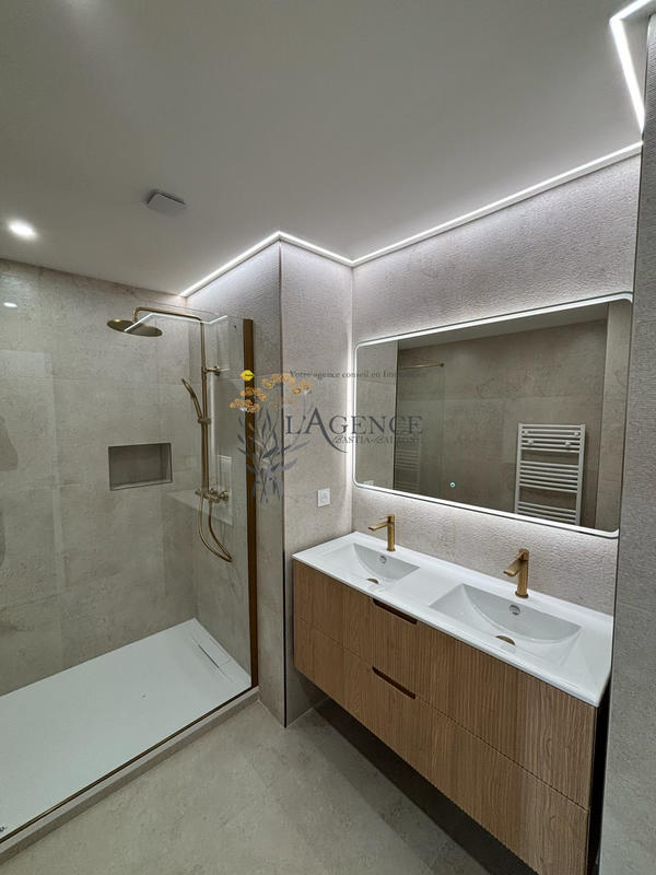 Appartement - 81 m² - 4 pièces