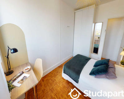 Chambre - 90 m² - 1 pièce