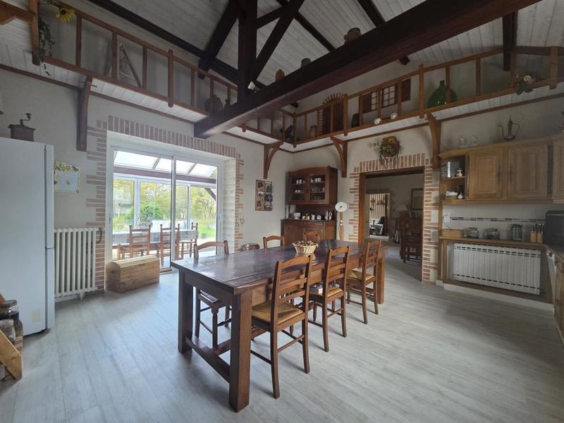 Maison ancienne - 190 m² - 7 pièces