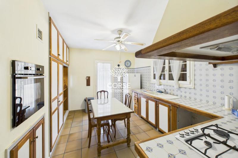 Maison - 146 m² - 6 pièces