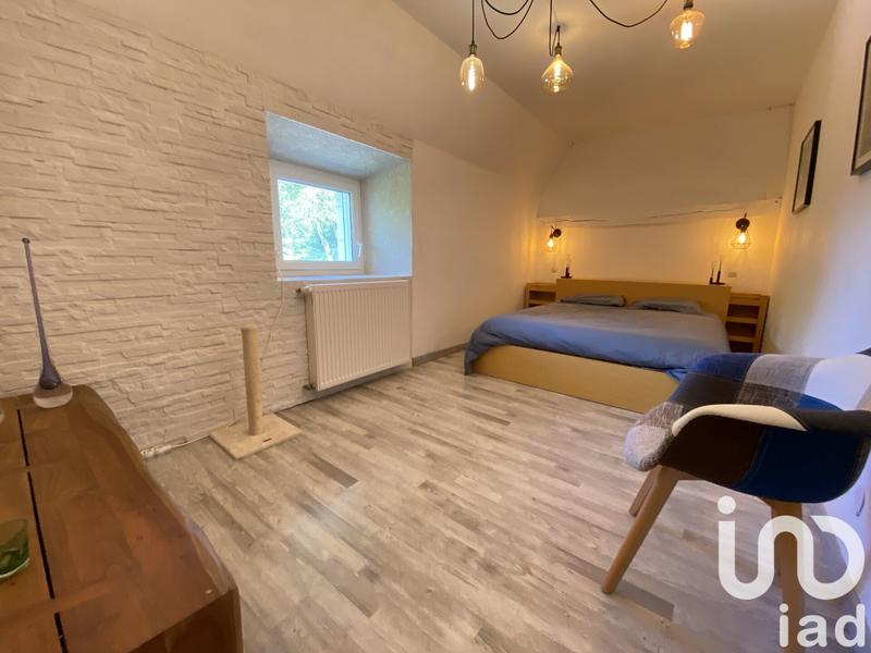 Maison - 215 m² - 8 pièces