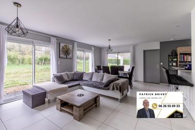 Maison - 112 m² - 4 pièces