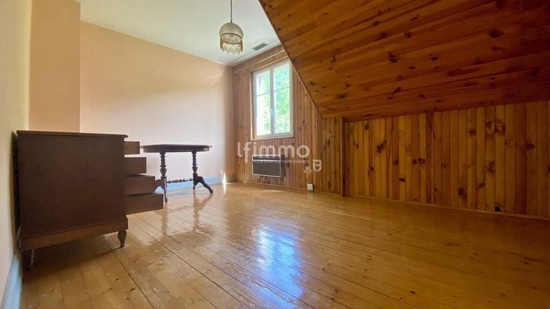 Demeure - 149 m² - 7 pièces