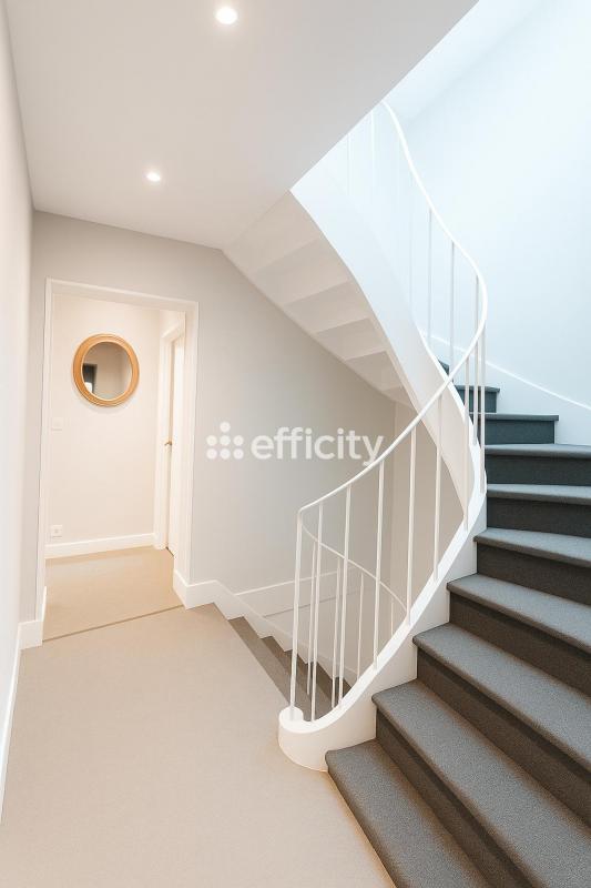 Maison bourgeoise - 210 m² - 10 pièces