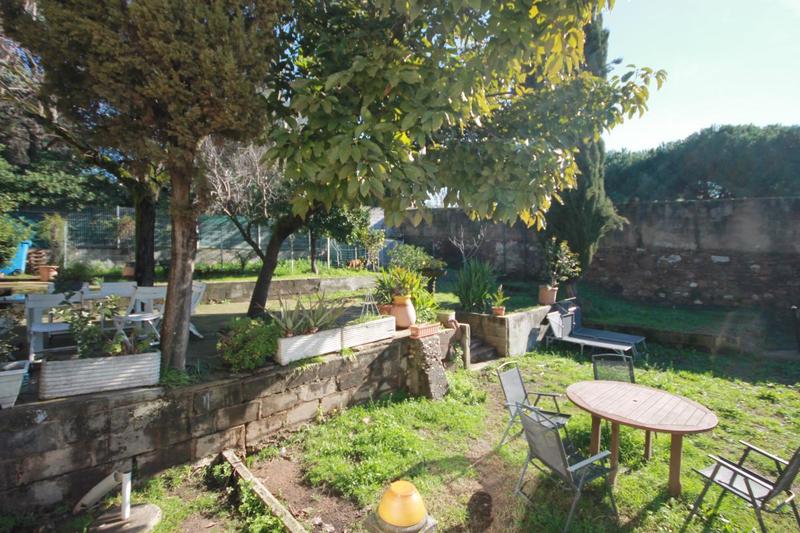 Maison - 218 m² - 5 pièces