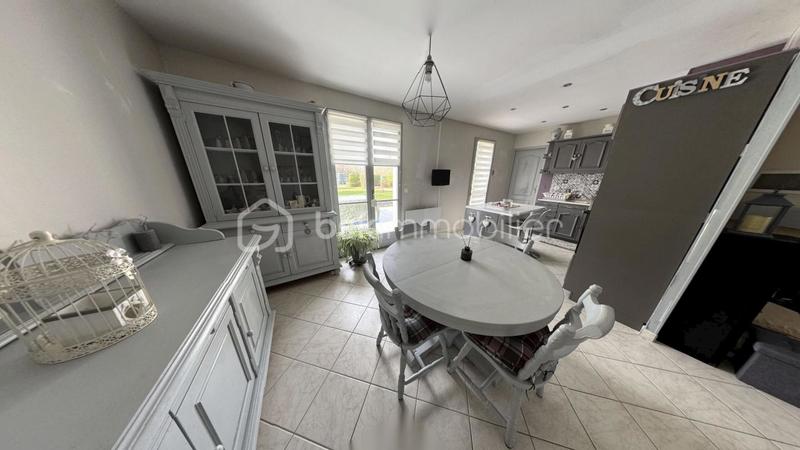 Maison traditionnelle - 99 m² - 4 pièces