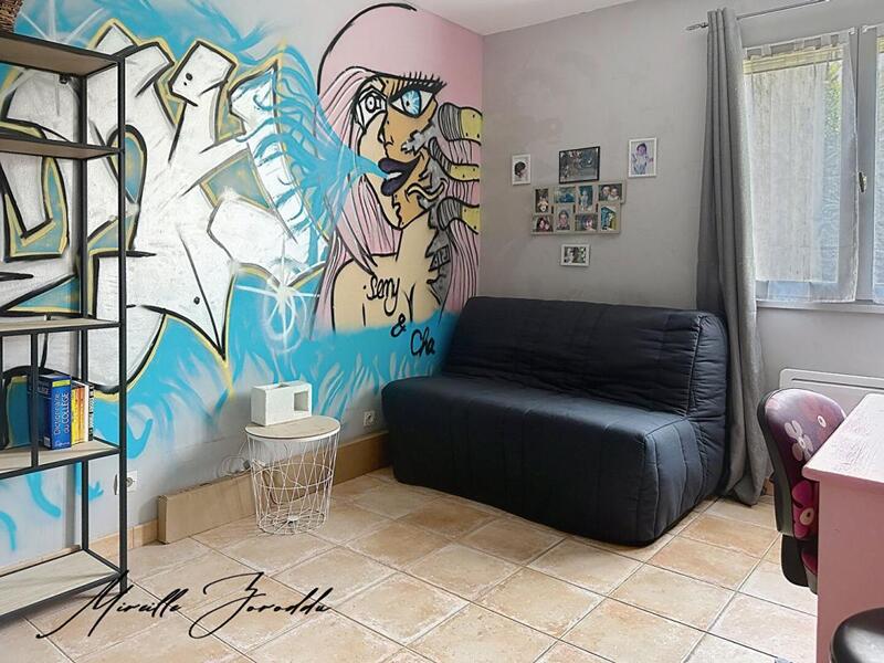 Maison - 169 m² - 8 pièces