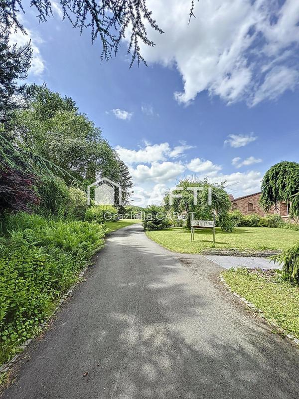 Maison de maîtres - 352 m² - 8 pièces