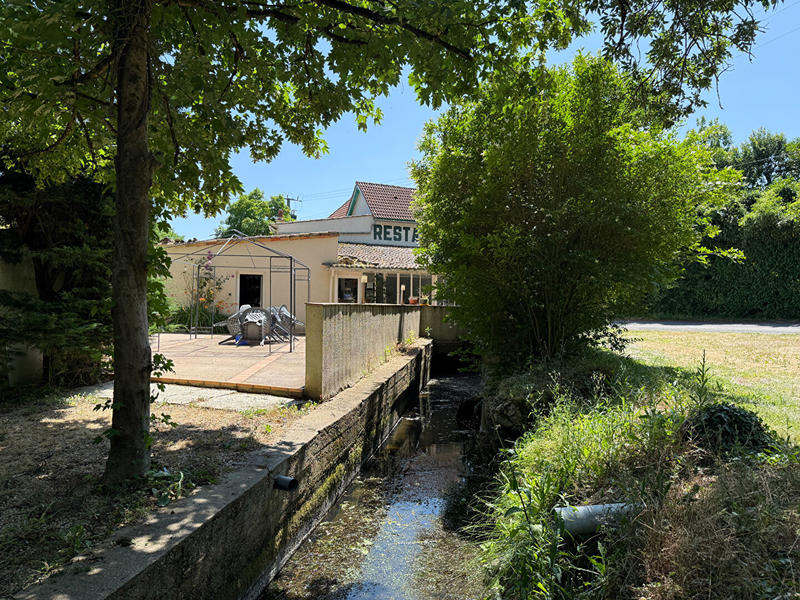 Maison - 267 m² - 6 pièces