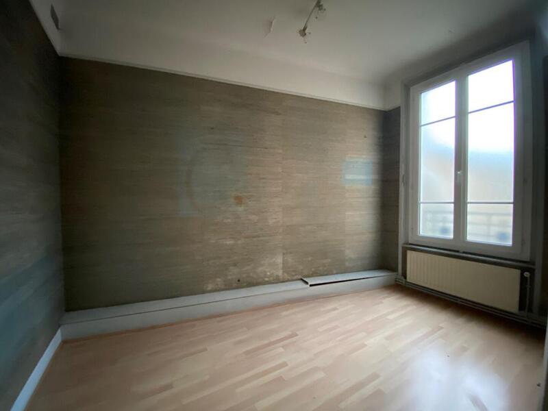Appartement - 80 m² - 5 pièces