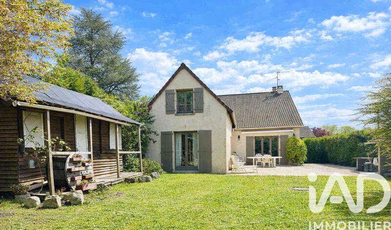 Maison - 175 m² - 9 pièces