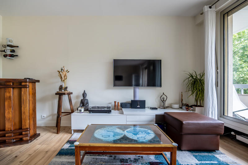 Appartement - 100 m² - 5 pièces