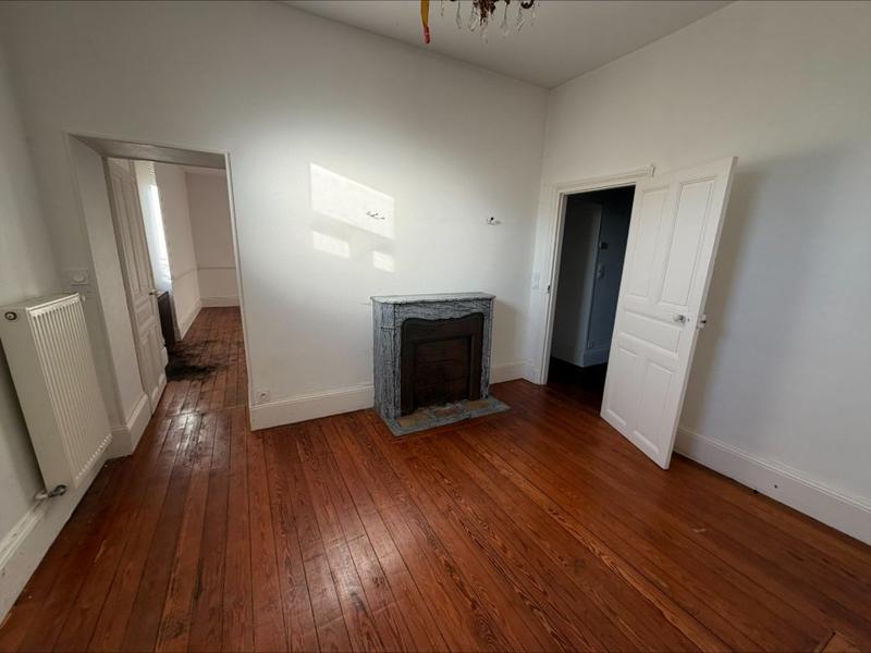 Appartement - 77 m² - 3 pièces