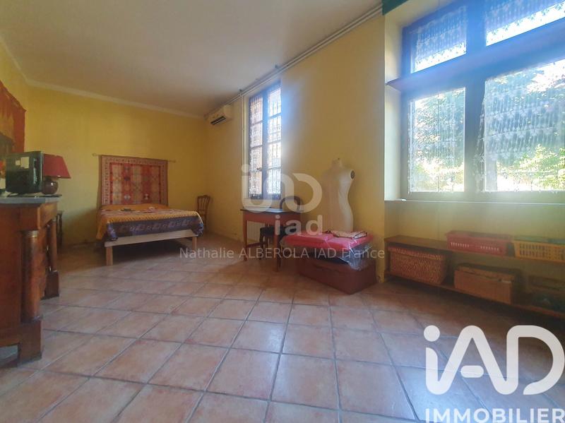 Maison - 288 m² - 11 pièces