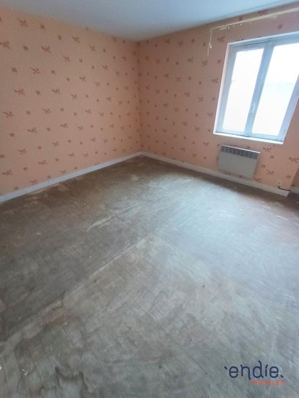 Maison - 500 m² - 20 pièces