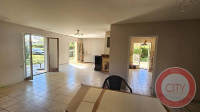 Maison - 121 m² - 5 pièces