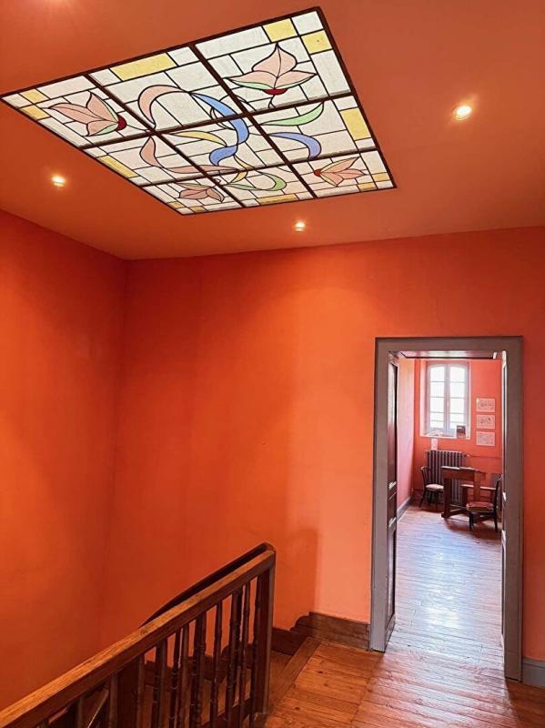 Propriété - 430 m² - 14 pièces