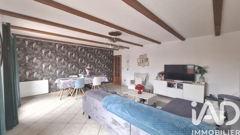 Maison - 101 m² - 5 pièces