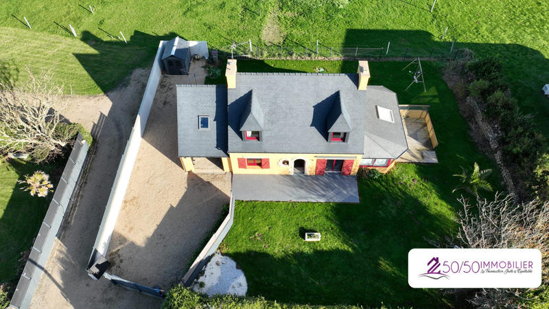 Maison - 120 m² - 6 pièces