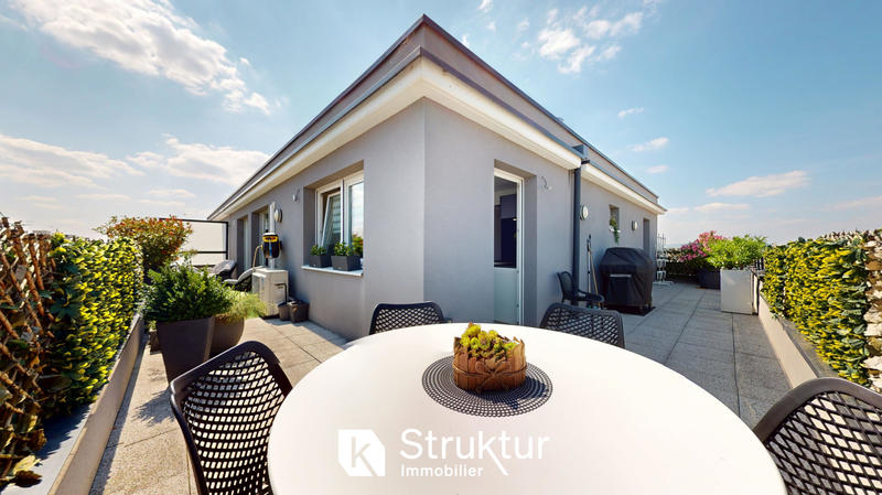 Appartement - 110 m² - 5 pièces