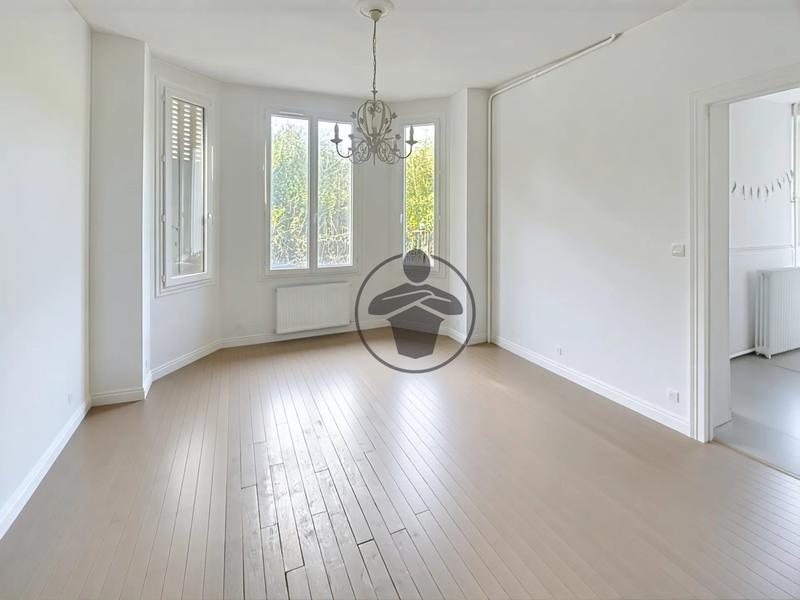 Maison - 165 m² - 6 pièces