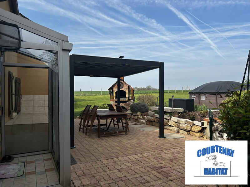 Maison - 217 m² - 8 pièces