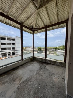 Local d'activités - 154 m²