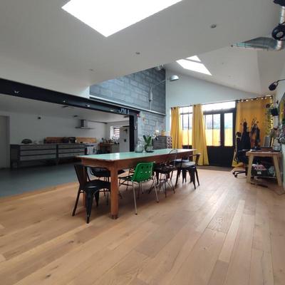Loft - 251 m² - 5 pièces