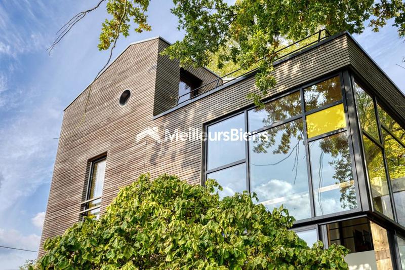 Maison - 184 m² - 8 pièces