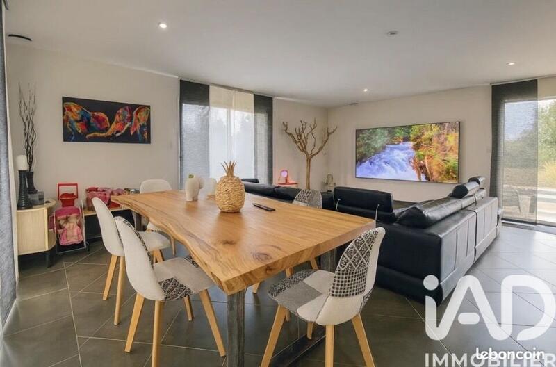 Maison - 150 m² - 5 pièces