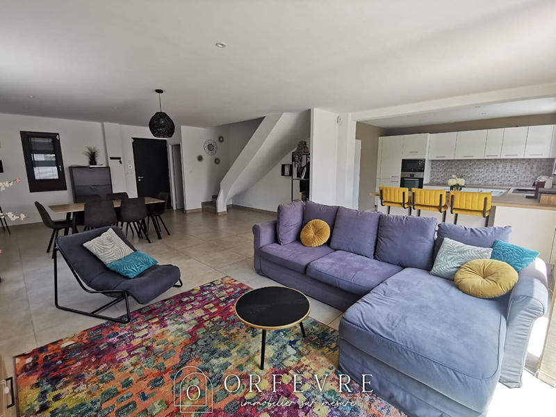 Maison - 108 m² - 4 pièces