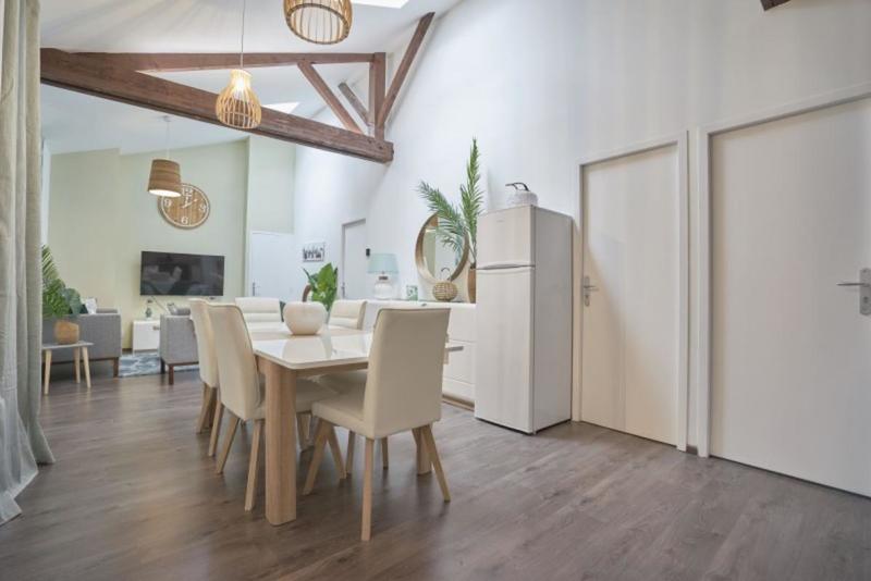 Appartement - 92 m² - 6 pièces