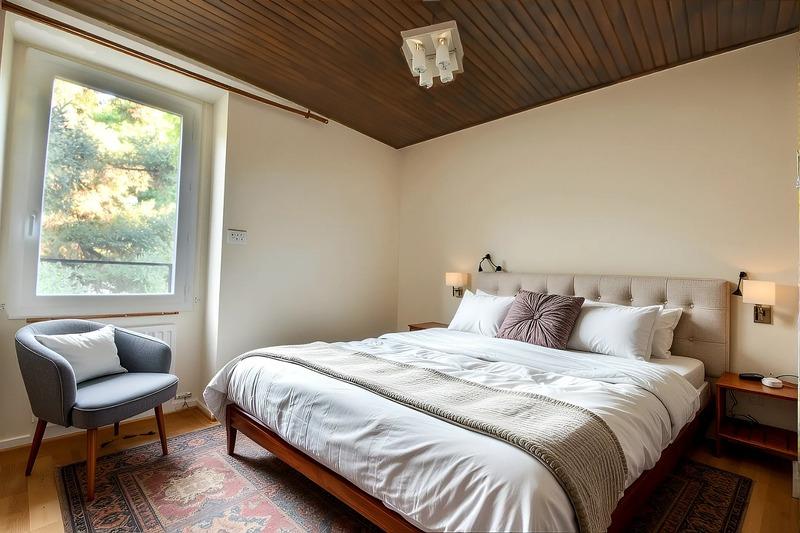 Propriété - 88 m² - 4 pièces