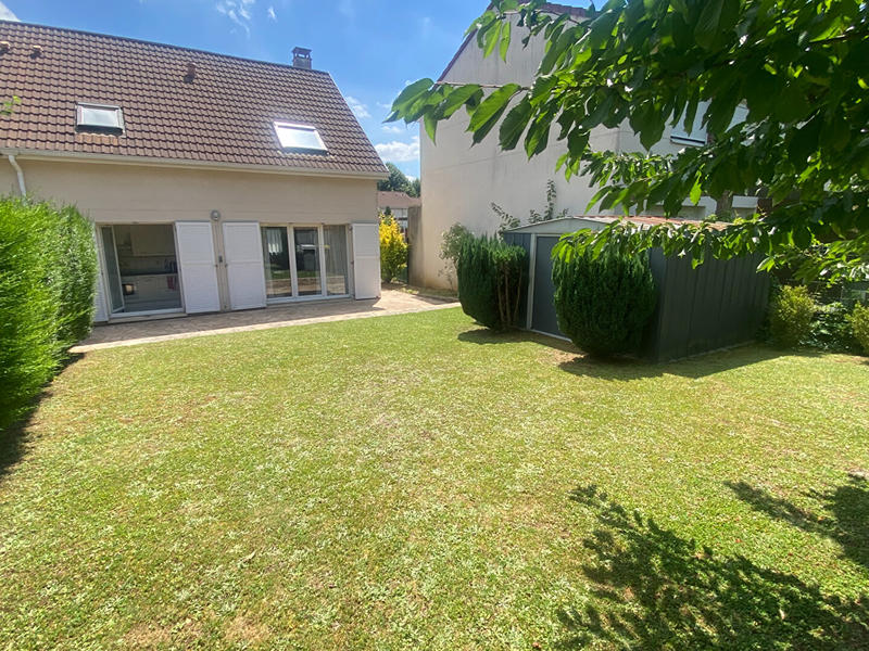 Maison - 75 m² - 5 pièces