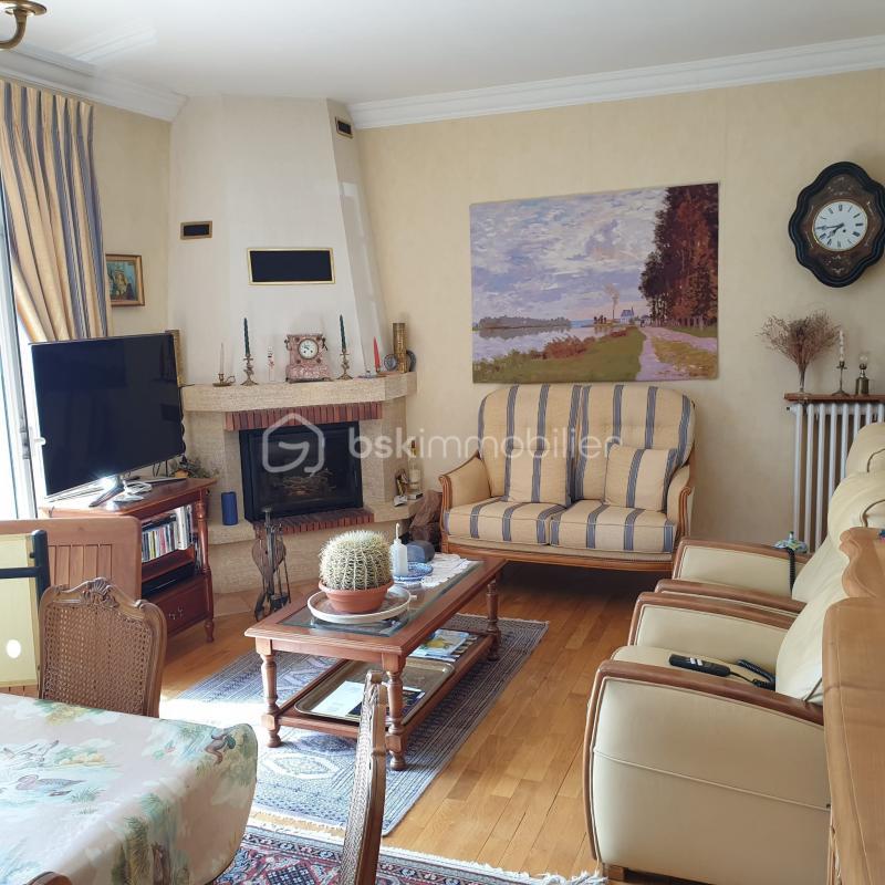 Maison - 102 m² - 5 pièces