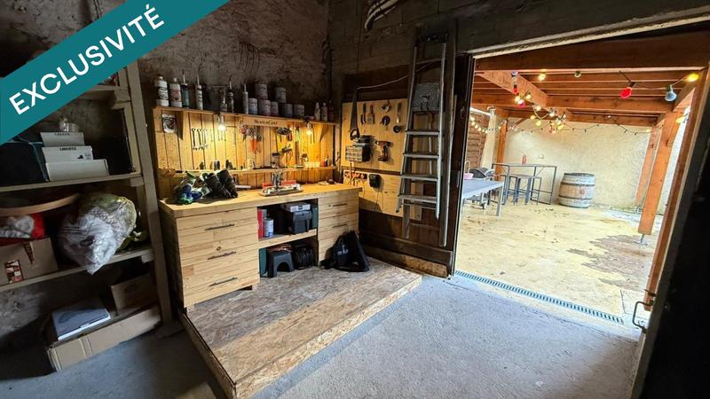 Maison - 230 m² - 6 pièces