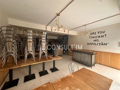 Local commercial - 122 m²