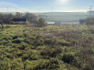 Terrain constructible - 1 610 m²